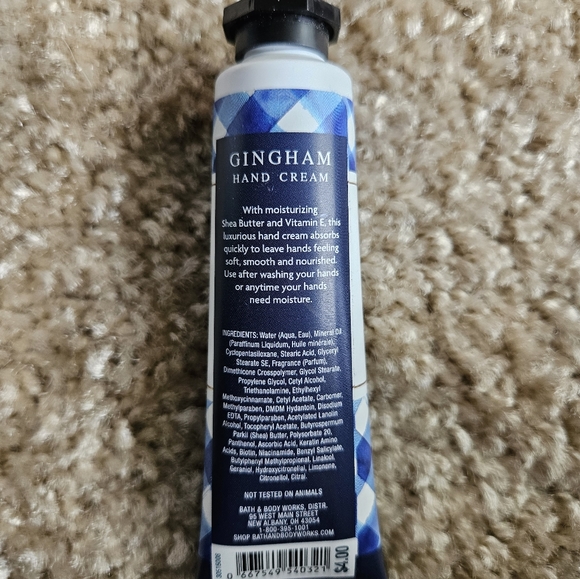 Bath & Body Works Gingham signature collection - Picture 2 of 2